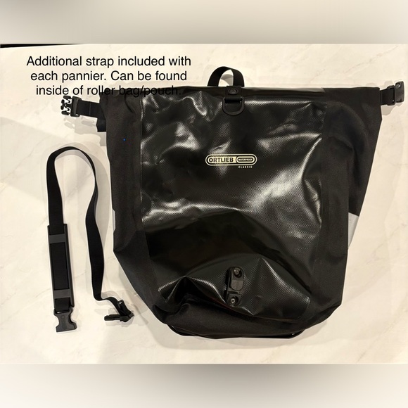 Authentic Black Ortlieb Back-Roller Classic rear bicycle pannier (20L) - Picture 9 of 11